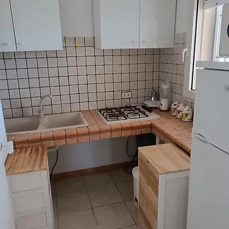 La Casa Di Clelia Torre Colimena Porto Cesareo Salento Esclusiva 2 Piani Con 6 Camere Doppie 3 Bagni Posti Auto Terrazza Giardino 5 Minuti Dal Mare San Pietro in Bevagna Exterior photo