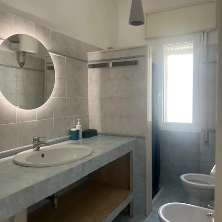 La Casa Di Clelia Torre Colimena Porto Cesareo Salento Esclusiva 2 Piani Con 6 Camere Doppie 3 Bagni Posti Auto Terrazza Giardino 5 Minuti Dal Mare San Pietro in Bevagna Exterior photo