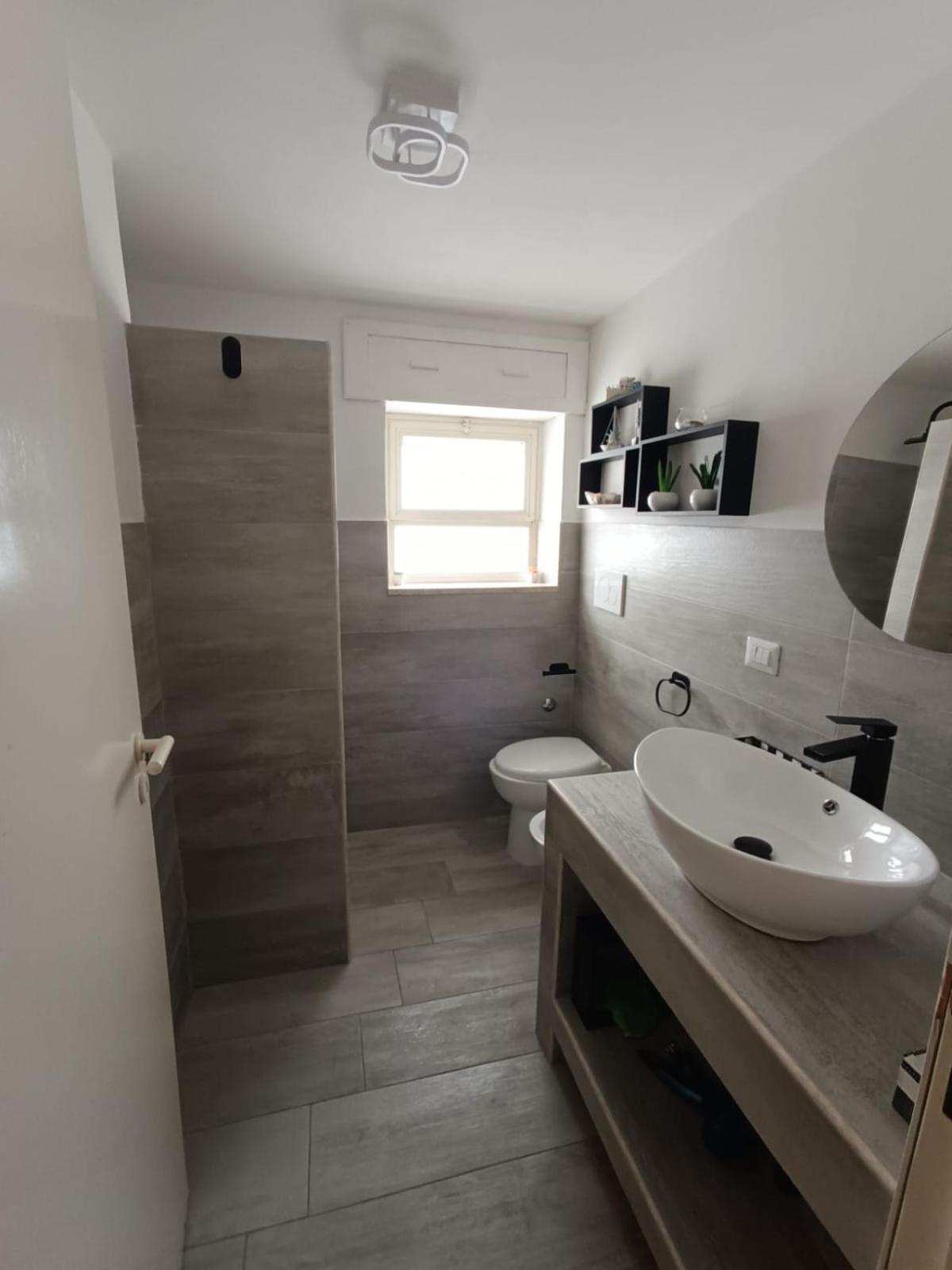La Casa Di Clelia Torre Colimena Porto Cesareo Salento Esclusiva 2 Piani Con 6 Doppie 3 Bagni Posti Auto Terrazza Giardino 5 Minuti Dal Mare Villa San Pietro in Bevagna